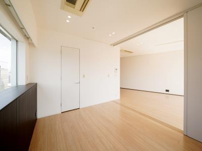 中央区八丁堀４丁目のマンション