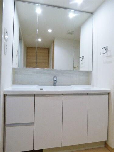 文京区根津２丁目のマンション