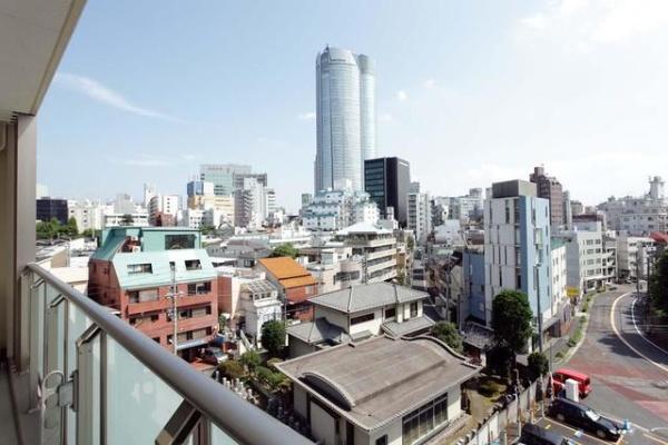 港区六本木７丁目のマンション