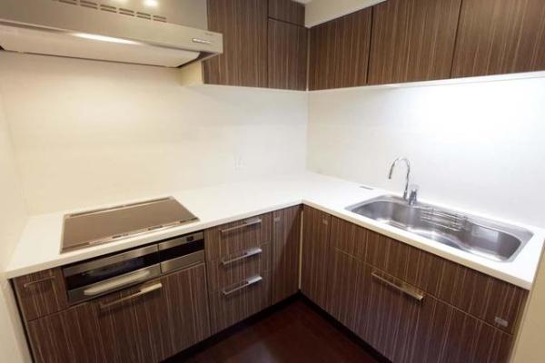 港区六本木７丁目のマンション