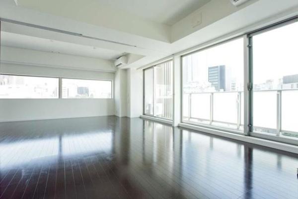 港区六本木７丁目のマンション