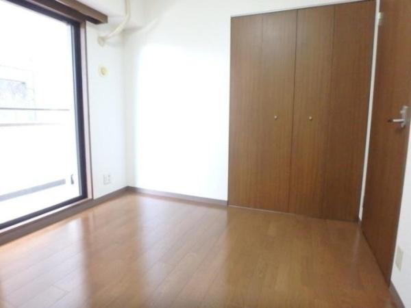 目黒区青葉台４丁目のマンション