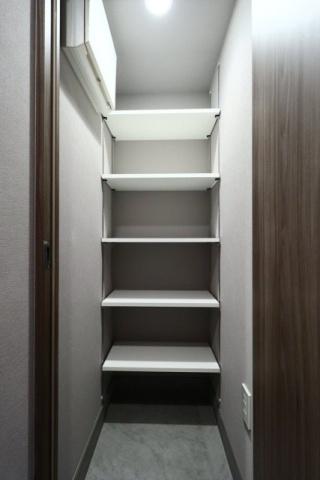 中央区銀座８丁目のマンション