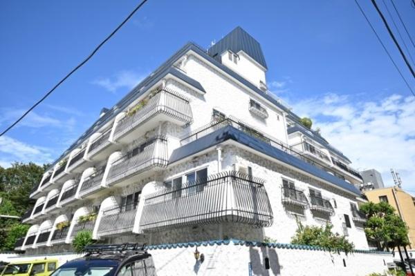 渋谷区千駄ヶ谷3丁目のマンション