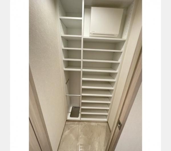 中野区中野４丁目のマンション