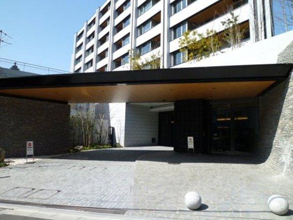 新宿区南元町のマンション