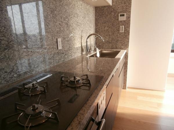 港区麻布台３丁目のマンション