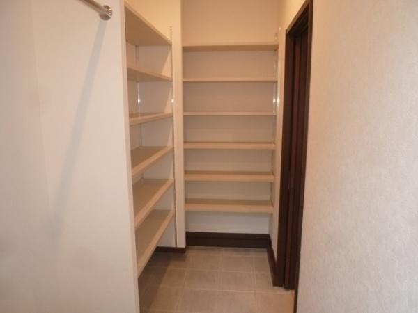 港区西麻布４丁目のアパート