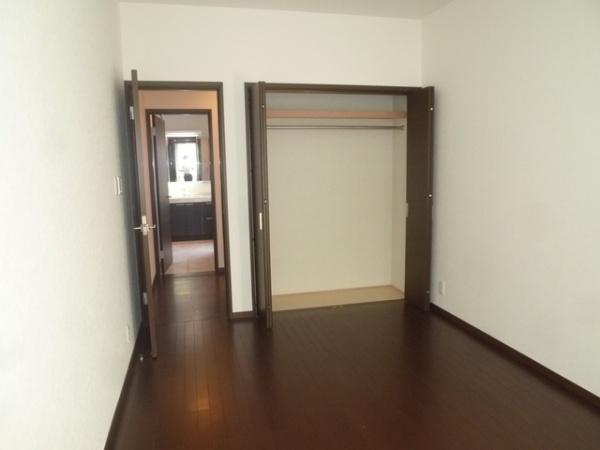 港区西麻布４丁目のアパート