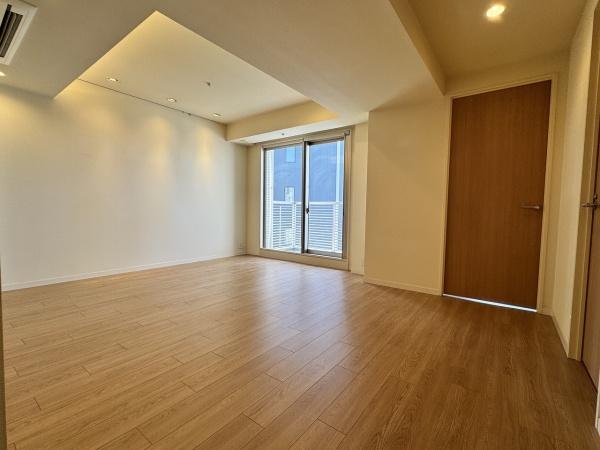 港区南青山６丁目のマンション