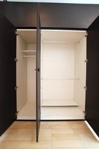 中央区八丁堀４丁目のマンション