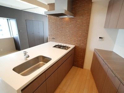 中央区八丁堀４丁目のマンション