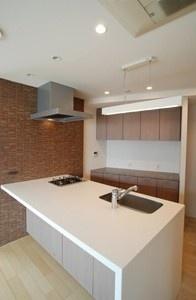 中央区八丁堀４丁目のマンション