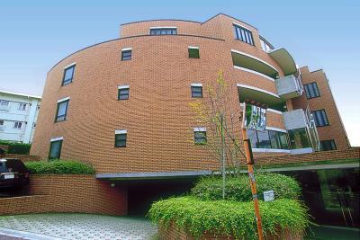 渋谷区神宮前３丁目のマンション