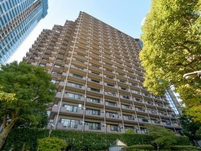 港区六本木１丁目のマンション