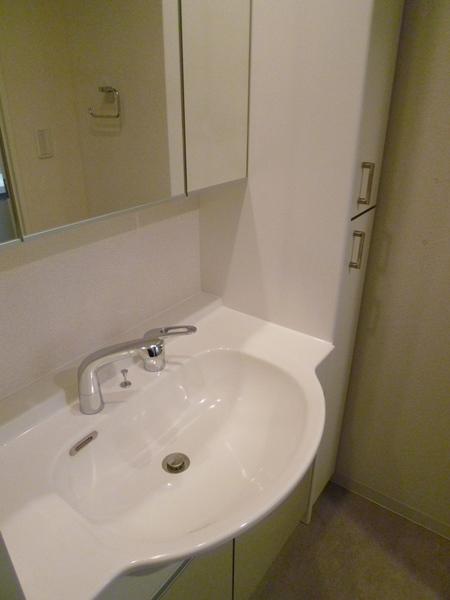 江東区辰巳２丁目のマンション