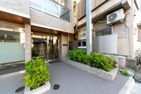 渋谷区初台１丁目のマンション