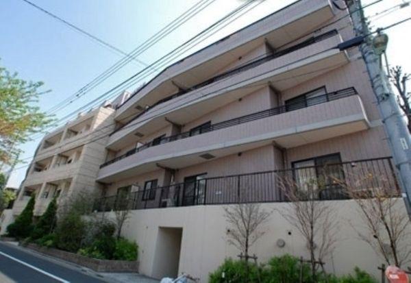 渋谷区代々木５丁目のマンション