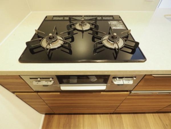 世田谷区三軒茶屋２丁目のマンション