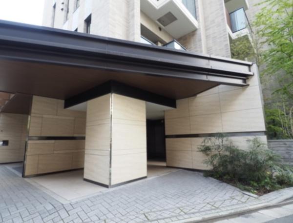 世田谷区三軒茶屋２丁目のマンション