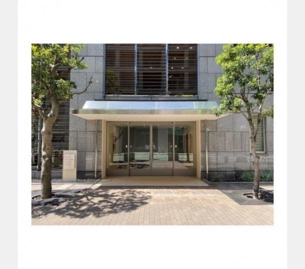 ルネ新宿御苑タワー