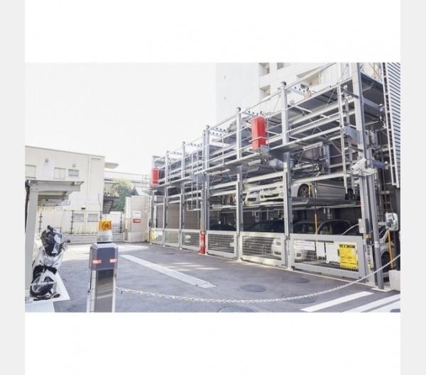 港区三田５丁目のマンション