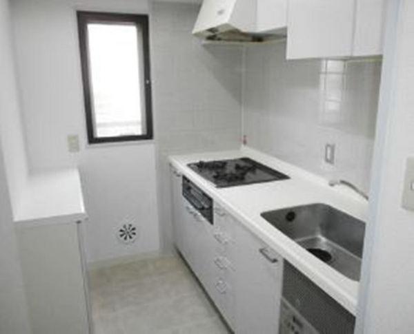 渋谷区本町４丁目のマンション