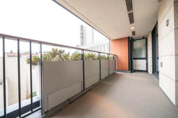 港区六本木６丁目のマンション