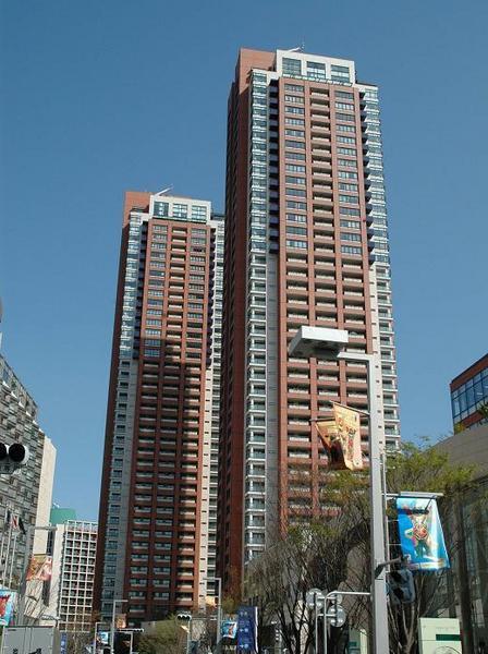 港区六本木６丁目のマンション
