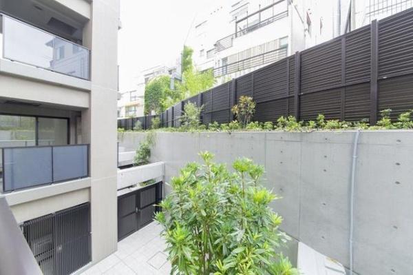 渋谷区神宮前４丁目のマンション