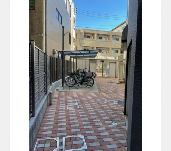 世田谷区三軒茶屋１丁目のマンション