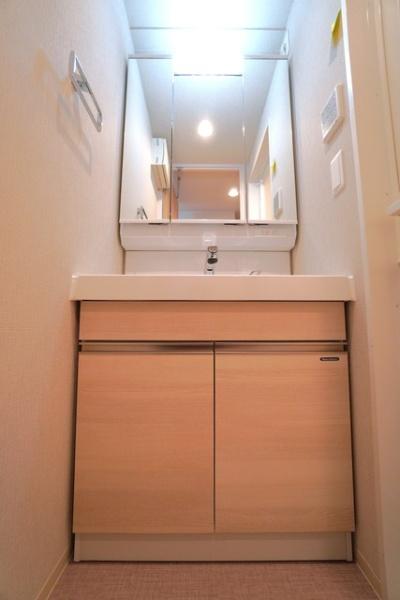 豊島区駒込１丁目のマンション