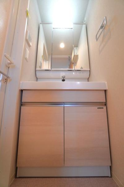 豊島区駒込１丁目のマンション