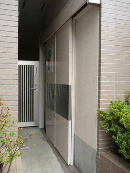 目黒区上目黒２丁目のマンション