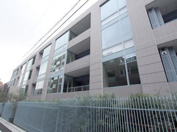 港区赤坂８丁目のマンション