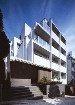 新宿区岩戸町のマンション
