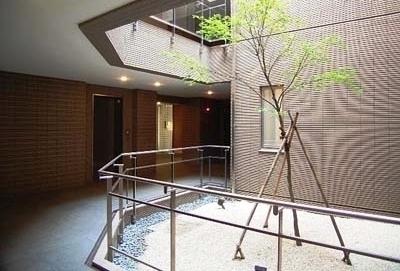渋谷区東２丁目のマンション