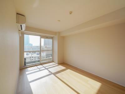 中央区新川２丁目のマンション