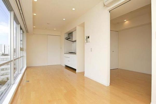 渋谷区千駄ヶ谷４丁目のマンション