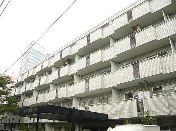 渋谷区初台１丁目のマンション