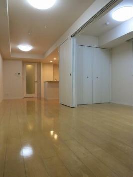 中央区築地７丁目のマンション