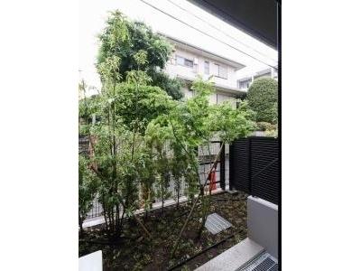 目黒区上目黒３丁目のマンション