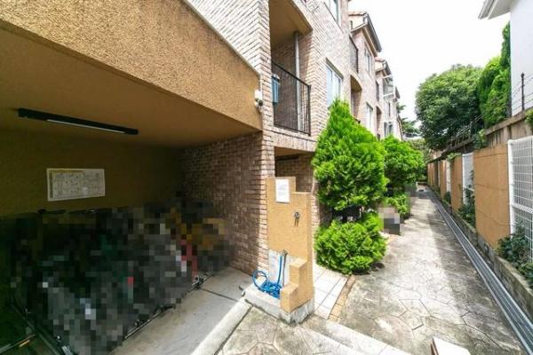 渋谷区元代々木町のマンション