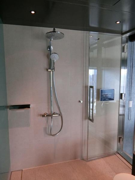 中央区新川２丁目のマンション
