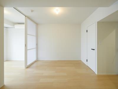 中央区新川２丁目のマンション