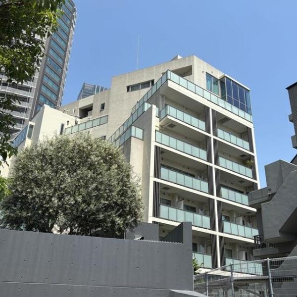 港区六本木7丁目のマンション