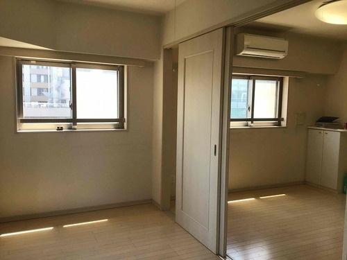 千代田区神田錦町１丁目のマンション