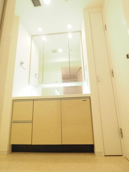 世田谷区野沢３丁目のマンション