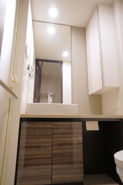 千代田区神田神保町１丁目のマンション