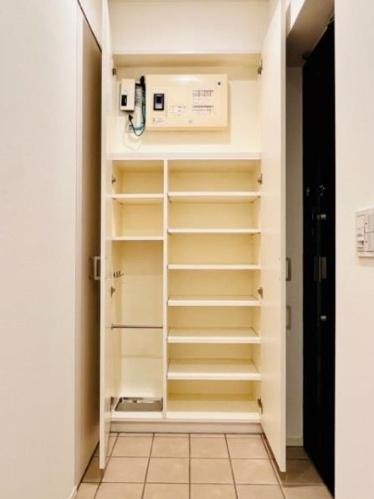 渋谷区上原３丁目のマンション